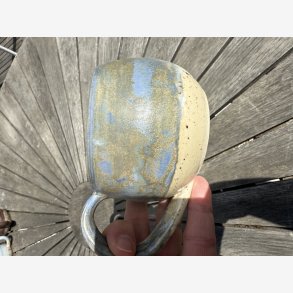 Stort krus med stor hank - lkker bl / creme glasur