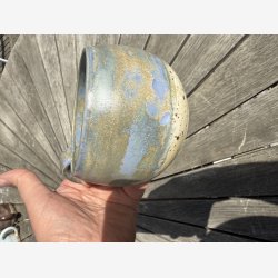 Stort krus med stor hank - lkker bl / creme glasur