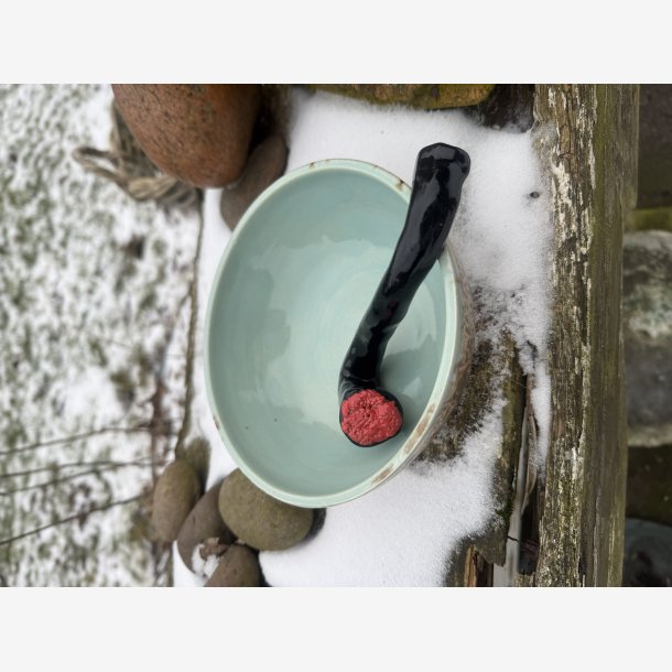 Snold sk�l med sjov pibe